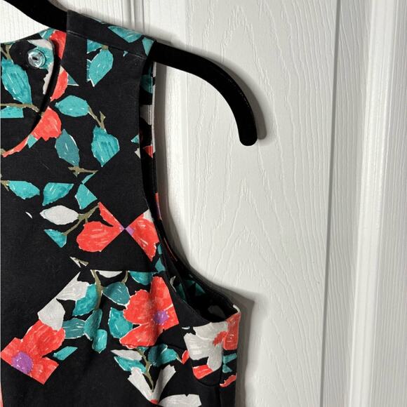 Kate Spade Saturday Black and Red Floral Sleeveless Sheath Dress Size 6 - Picture 4 of 7